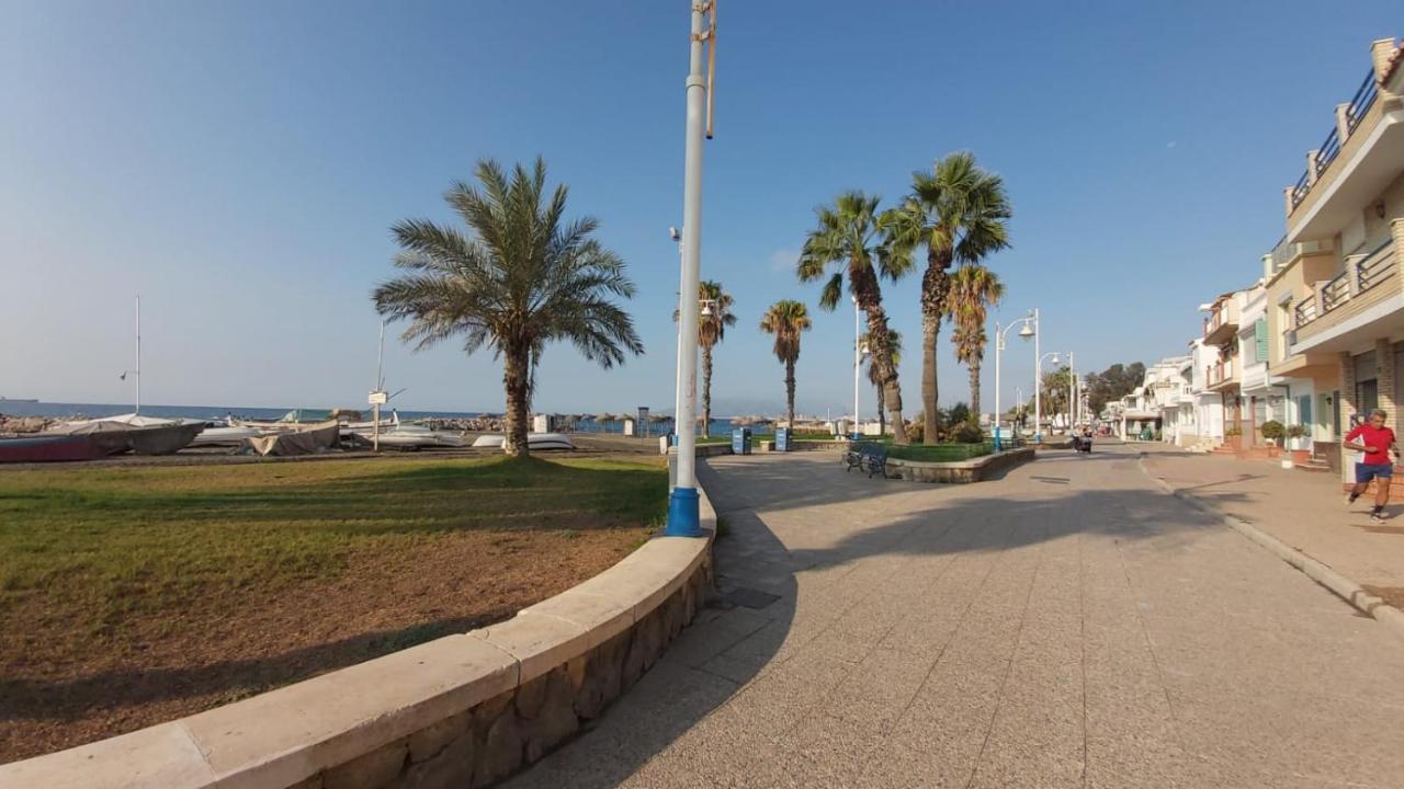 Del Parque Flats Pina Beach Malaga Exterior photo